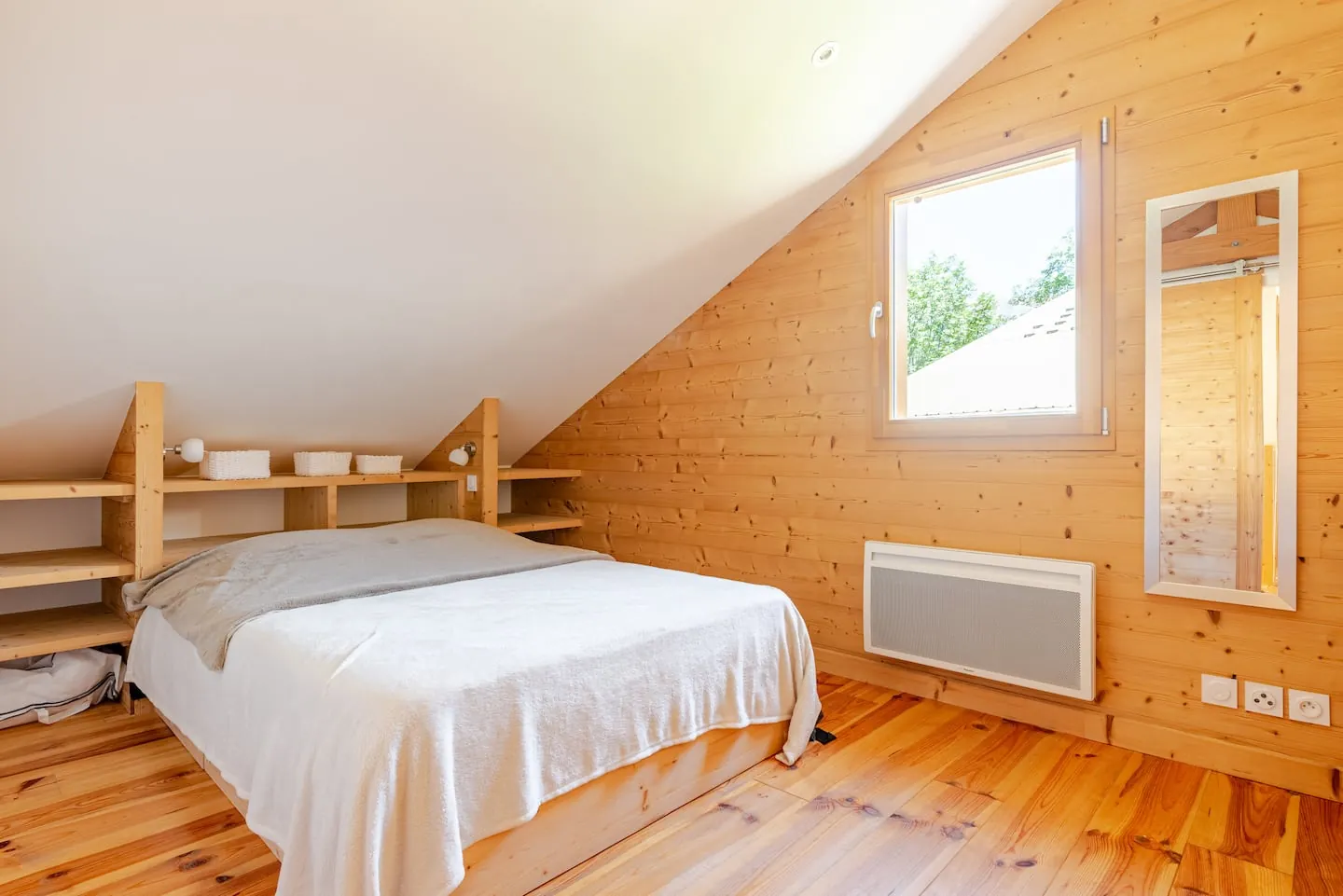 Chambre sous les combles — chalet à Serre Chevalier